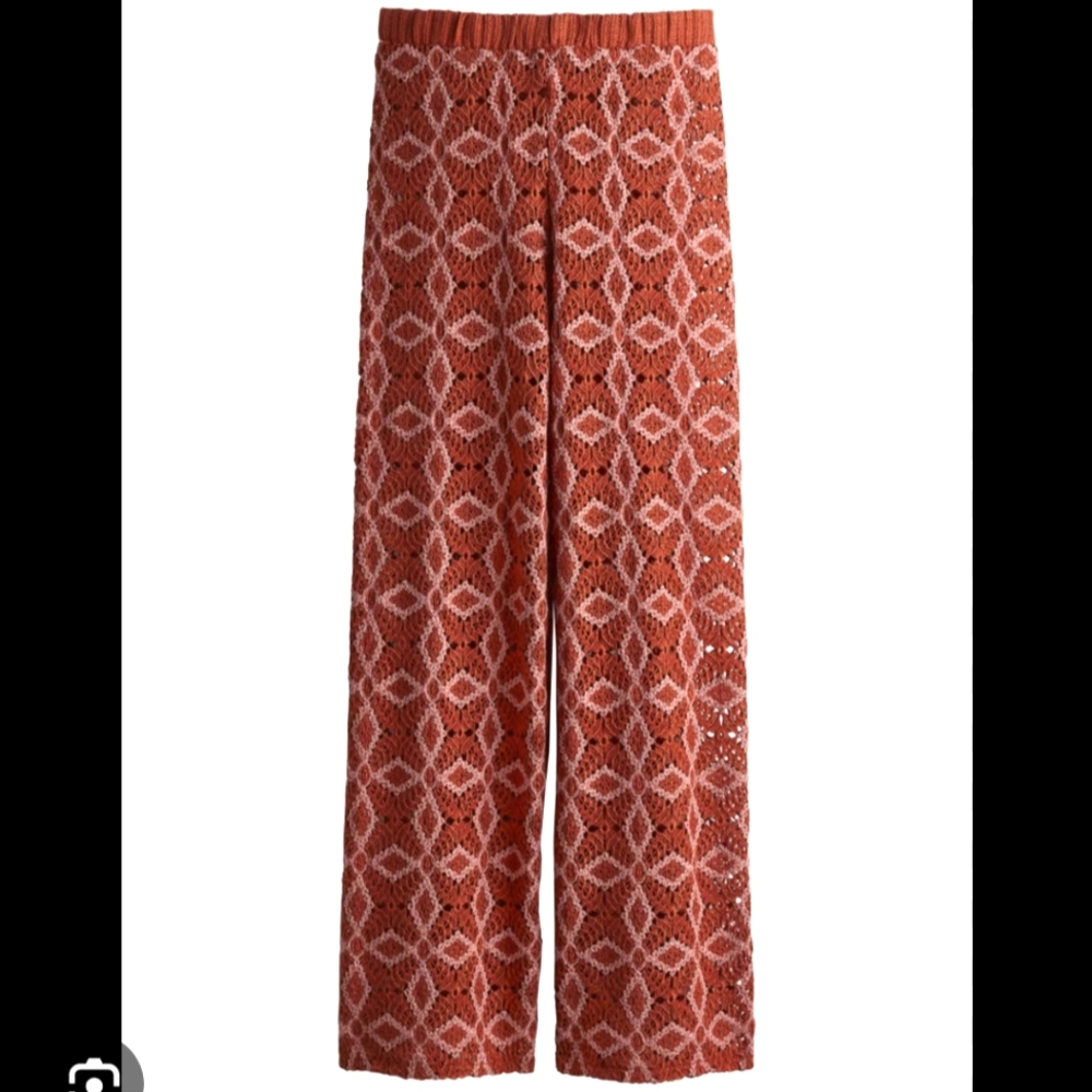 *LAST CHANCE* THE WHITE LOTUS x H&M CROCHETED PANTS, Orange Crochet Pants - Picture 4 of 12
